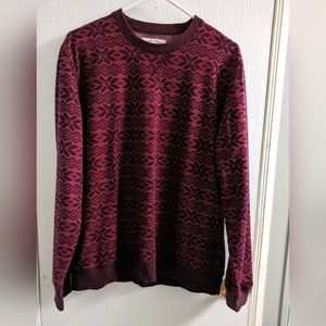 Threads 4 Thought Large maroon print top